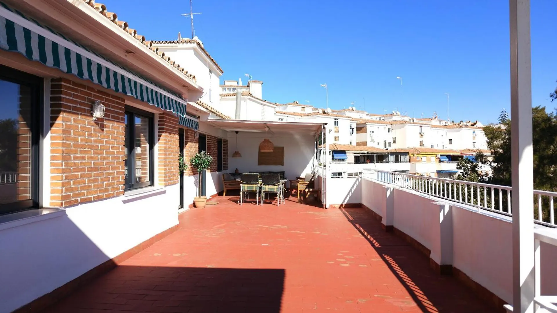 Inmogest - Apartamento Vistamar Benalmadena